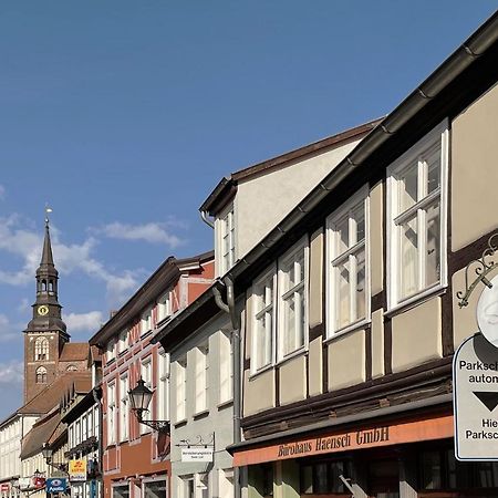 Ferienwohnung Lukas - Lehm Erleben Tangermuende Luaran gambar